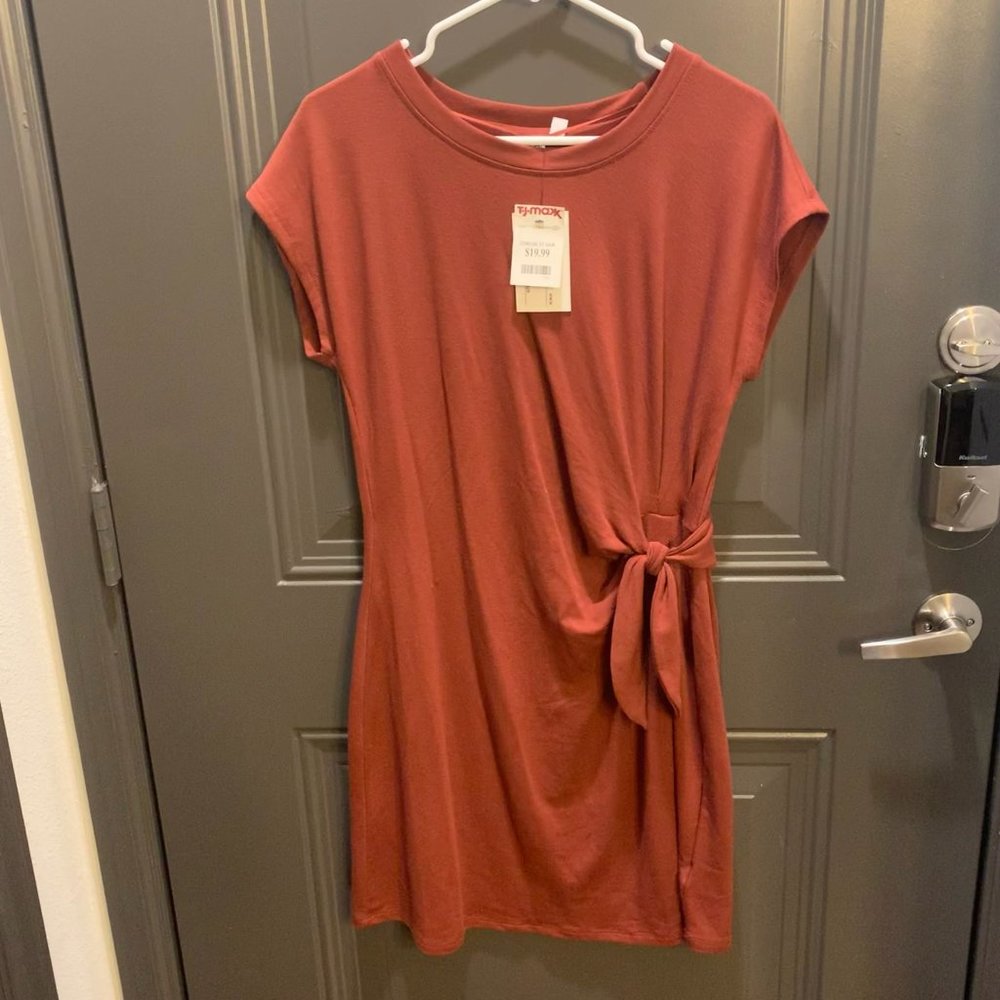 cable & gauge brown dress, size medium